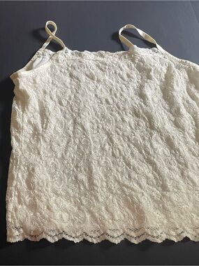 Liz Claiborne Cream Lace Trim Camisole